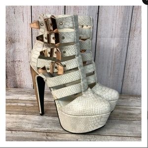 ISO white Steve madden joselyyn pump